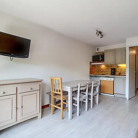 Cosy Avec Balcon Sud Et Wifi, Animaux Admis - Fr-1-818-41 Apartment La Clusaz